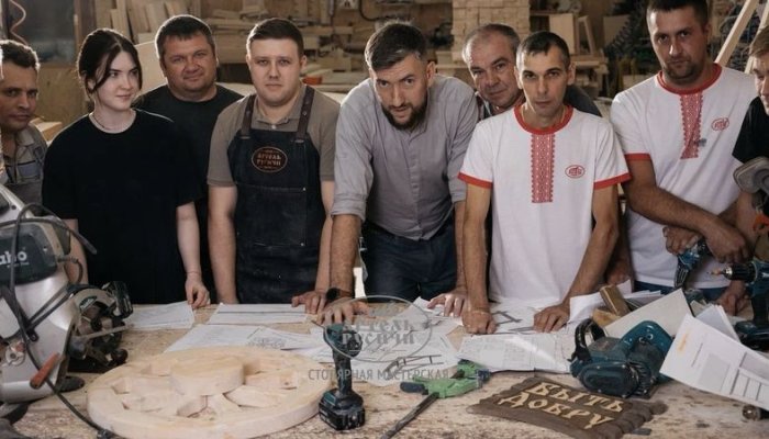 Иван Мордовин и мастера-артельщики