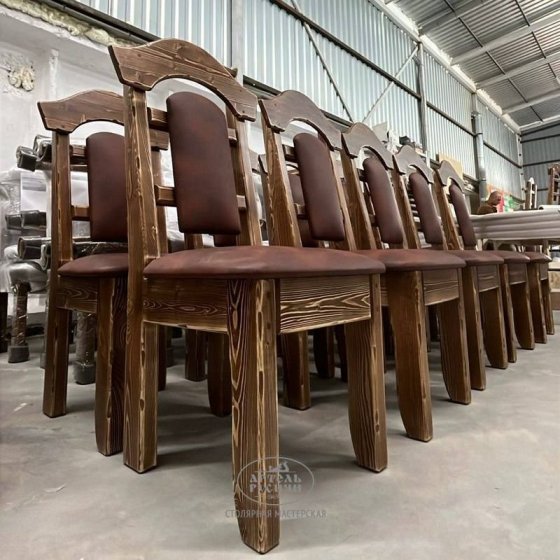 Стул из массива дерева с мягкими сидушкой и спинкой «Белгородский»