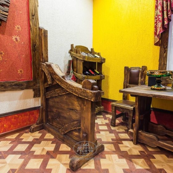 Деревянная перегородка из массива - аксессуары под старину