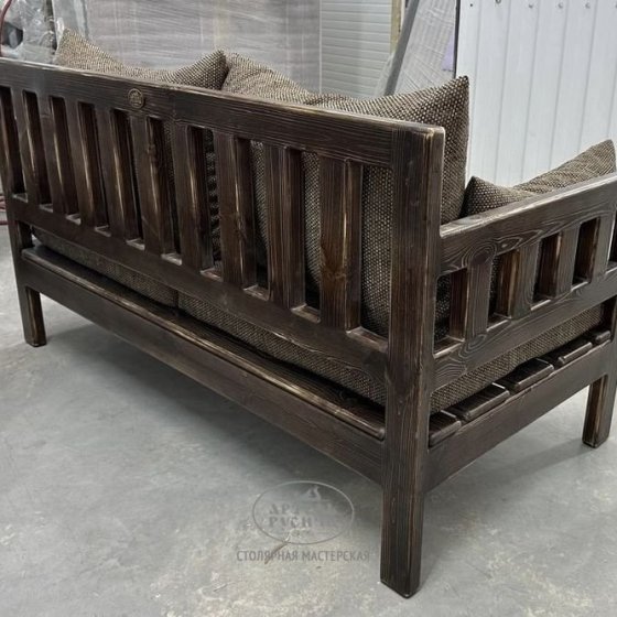 Диван-скамья для бани из массива дерева под старину «Русский лофт» с подушками