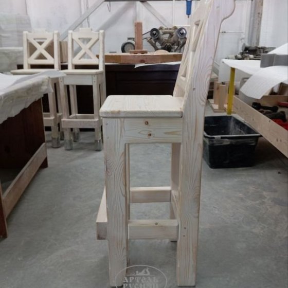 Высокий барный стул «Прованс» из массива дерева