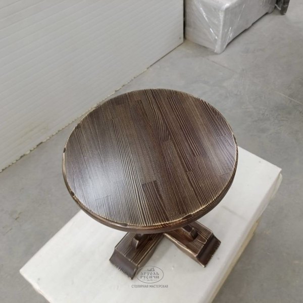 Столик кофейный из массива сосны под старину «Смоленский» фото вид сверху